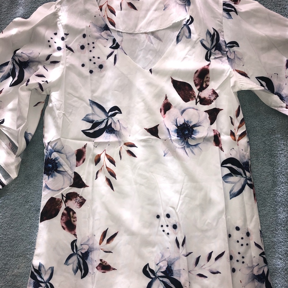 Blouse - Picture 3 of 4